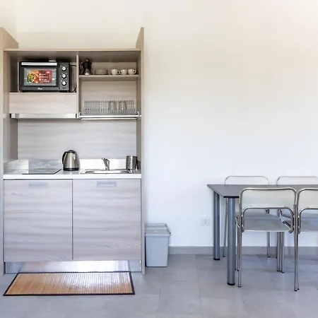 아파트 Ca Maira With Netflix And Wi-fi 드로네로